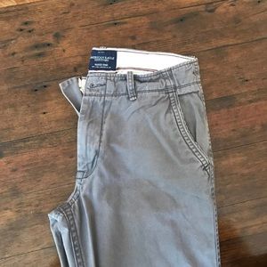 American eagle khaki pants